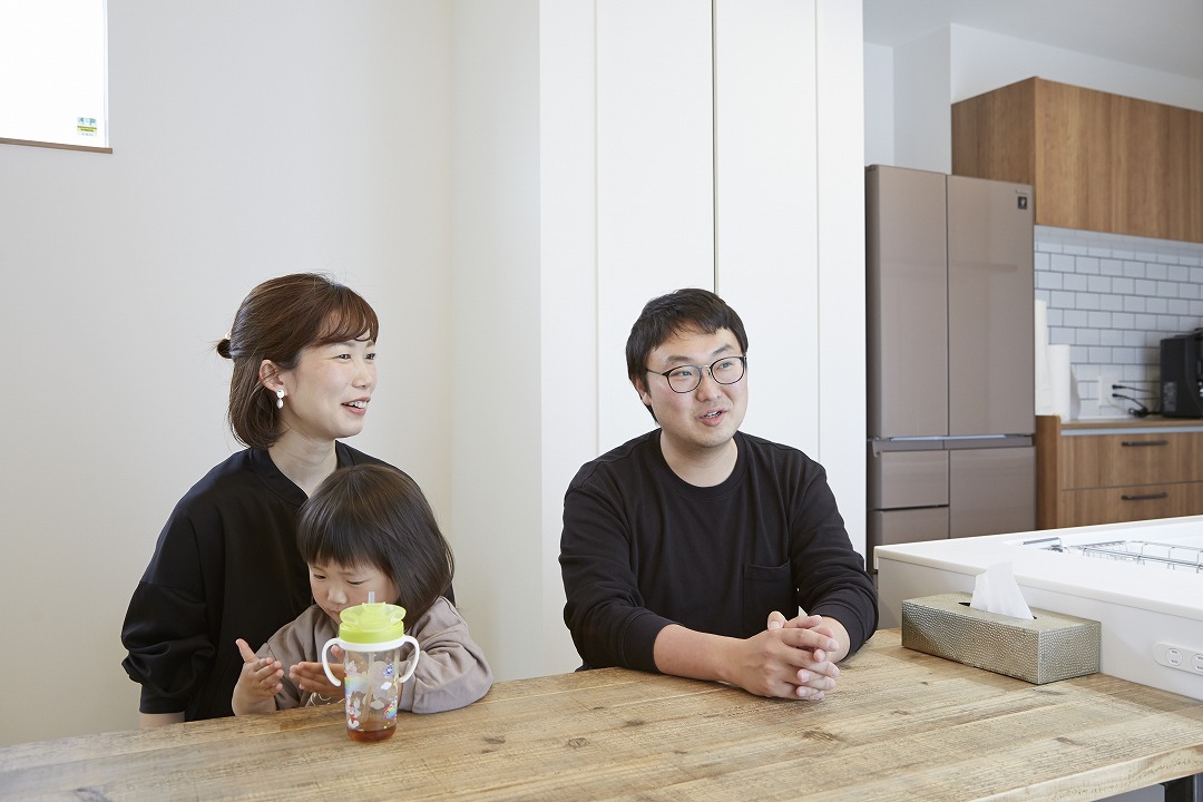 <p>H様は勝美住宅を訪ねる前、他の住宅会社と契約していたそうですね。</p>